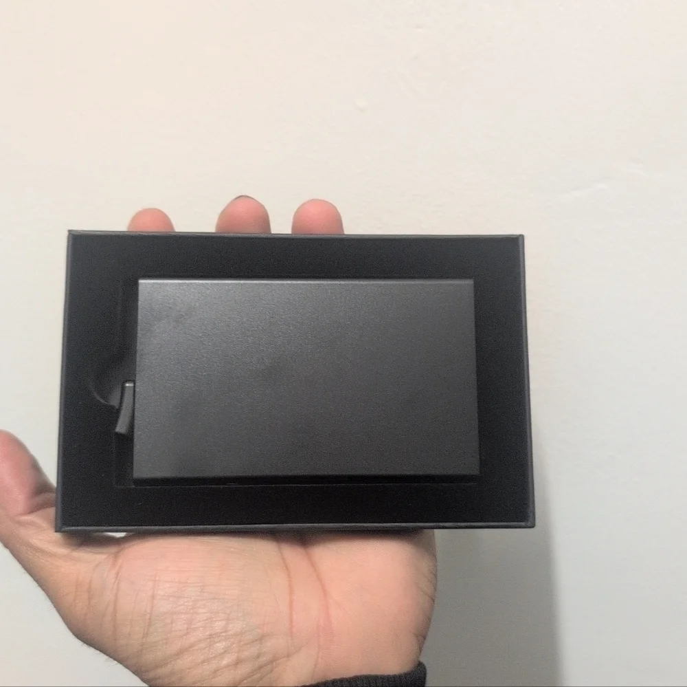 Dugraft sleek black